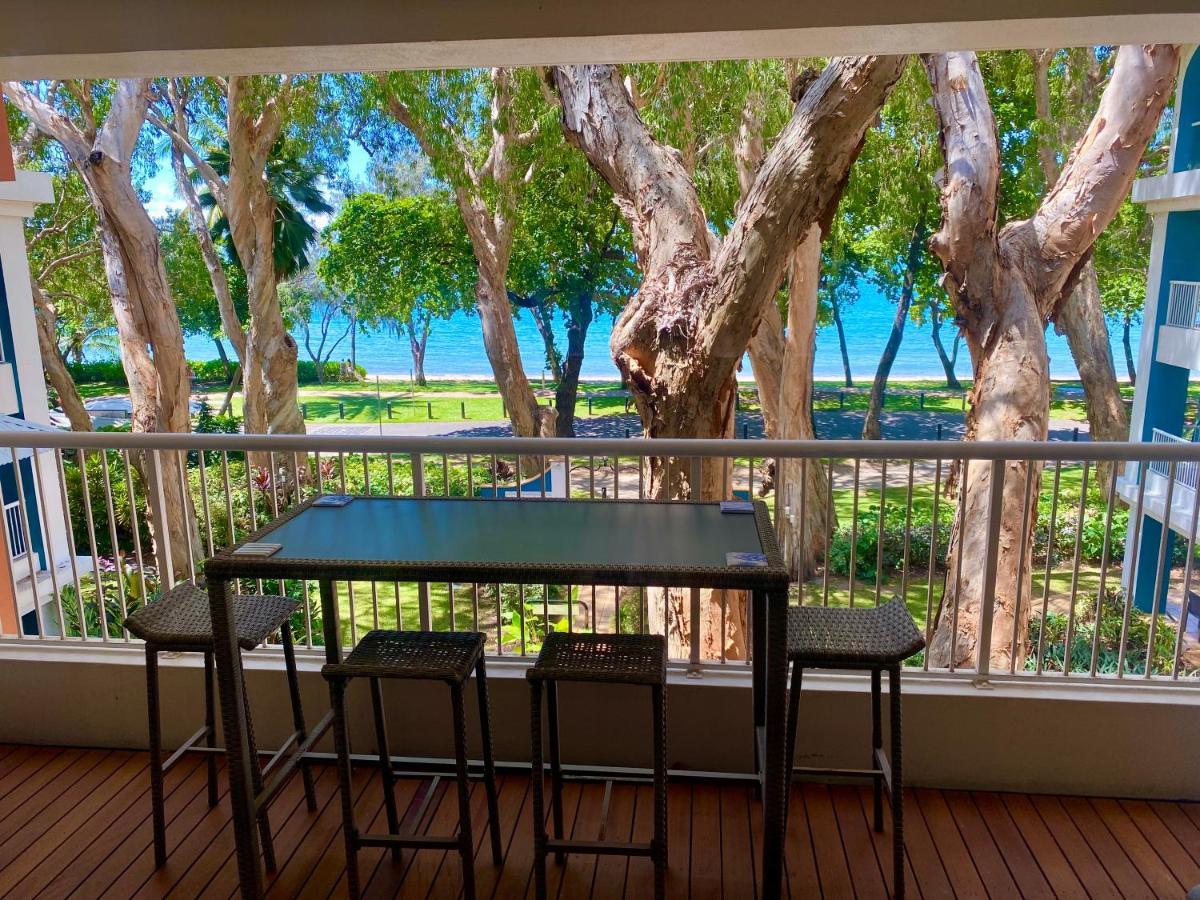 Beachview Apartments At Villa Paradiso Палм-Коув Экстерьер фото